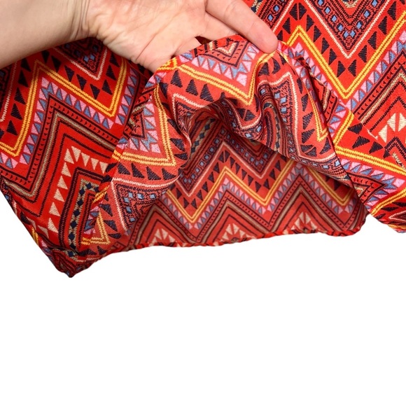 No Boundaries Red Chevron Striped Roll Tab Sleeve Dress - Picture 4 of 10